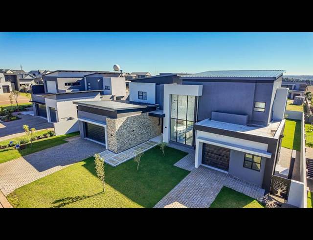 5 BEDROOM HOUSE FOR SALE IN MIDSTREAM HEIGHTS
